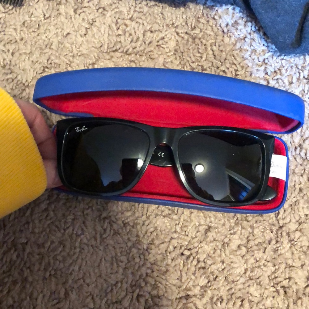 Black square frame sunglasses